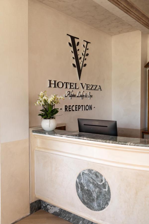 Hotel Vezza Alpine Lodge & Spa Vezza dʼOglio Extérieur photo